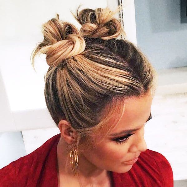 31 Stunning Messy Buns For Short Hair 2024 Trends 6642