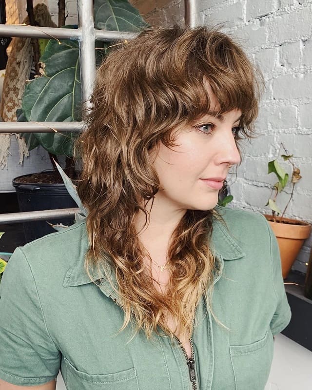 Trendy And Retro 70S Hairstyles For A Chic Look FYVISM Trendy And Retro 70S Hairstyles For A Chic Look FYVISM