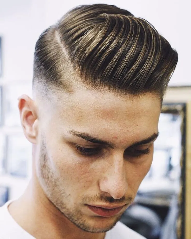 men cool Side Part haircut