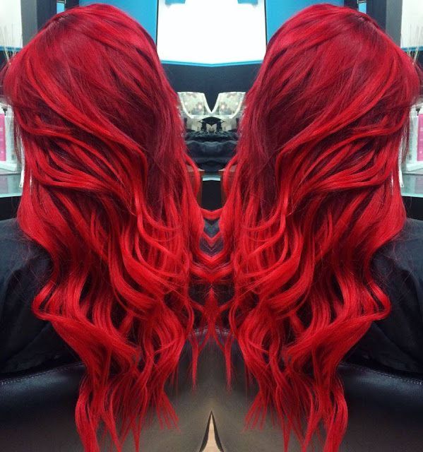 Crimson red on @whoisfreesol @hairbylovesalon. ❤️❤️❤️ #redbalayage  #balayagehair #redhair #redhairdontcare #pulpriot #hairbylovesalon… |  Instagram