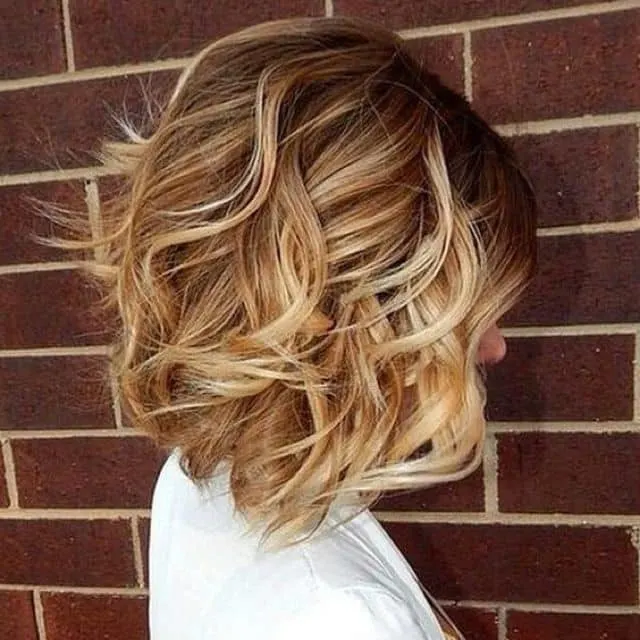 beach waves in short hair