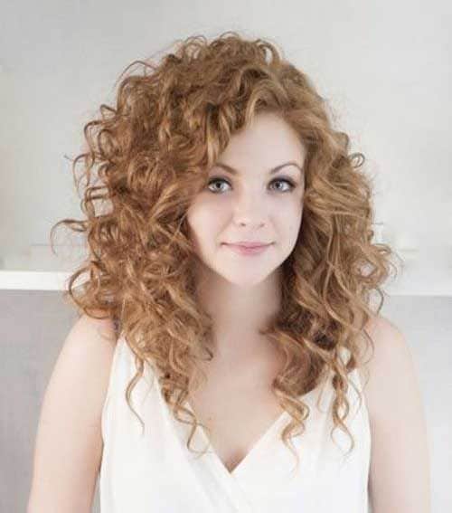 Side oart Layered Curly Hairstyle