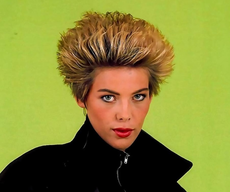 short hairstyle from 80s