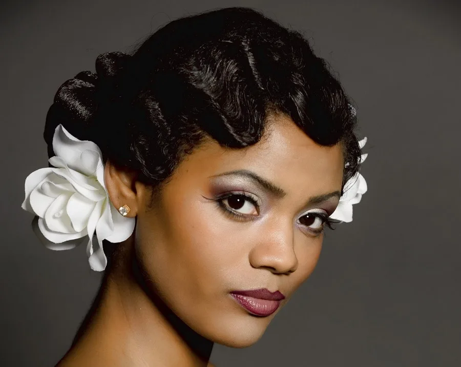 90s black hairstyle with finger waves