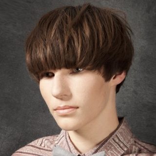 bowl cut hairstyle