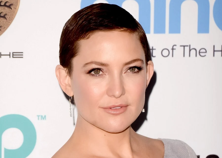 Actress Kate Hudson With Short Hair .webp