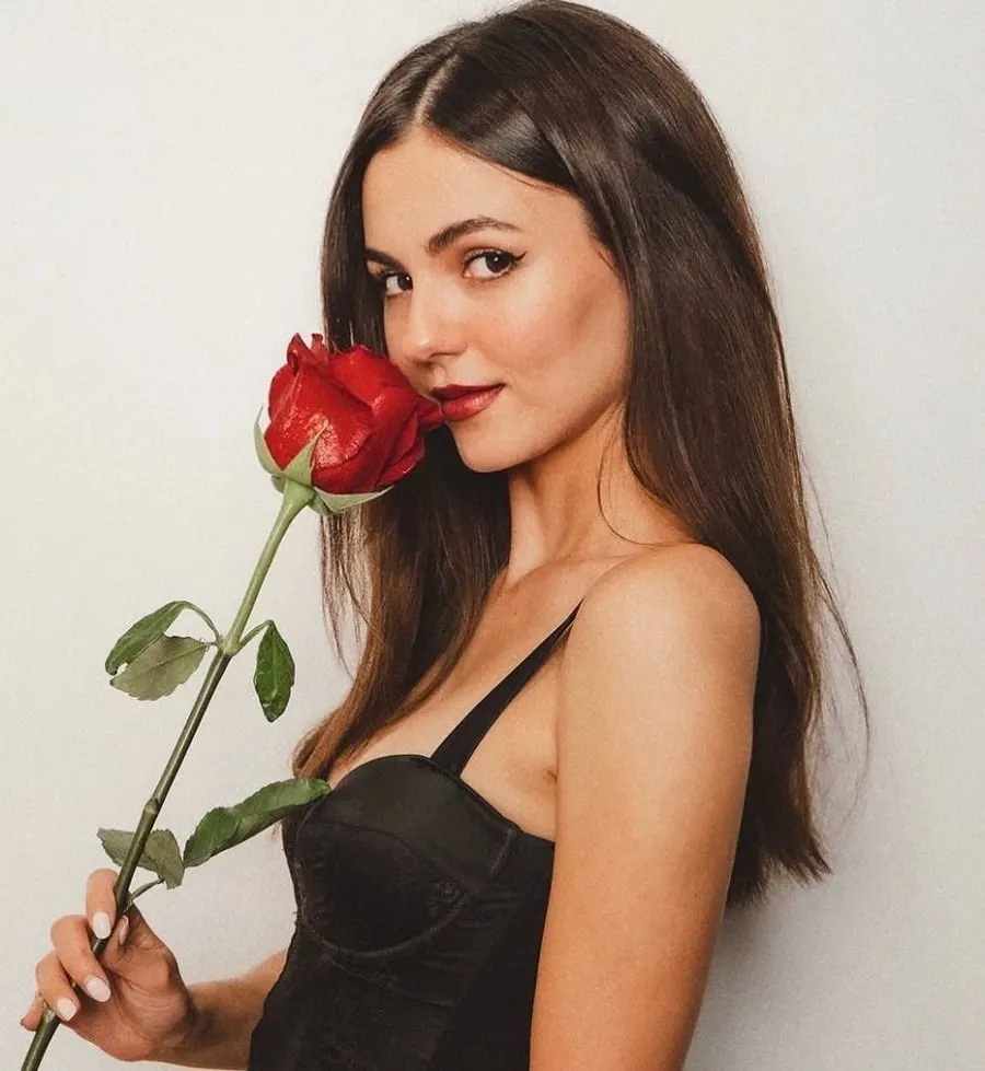 Actress With Black Hair and Brown Eyes-Victoria Justice