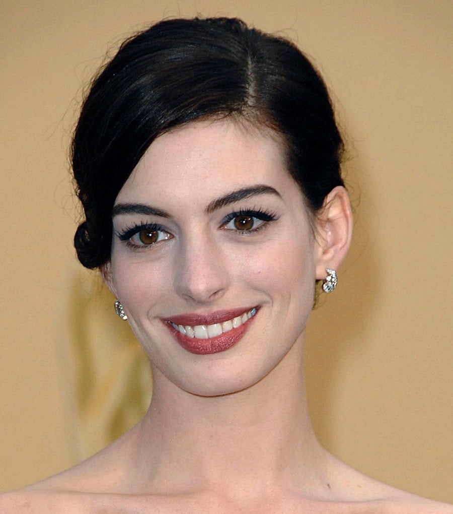 Anne Hathaway Updo With Side Part