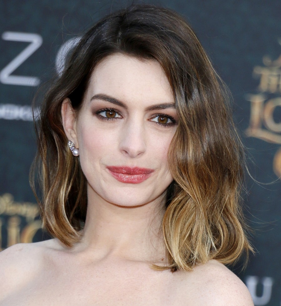 Anne Hathaway With Balayage Hairstyle