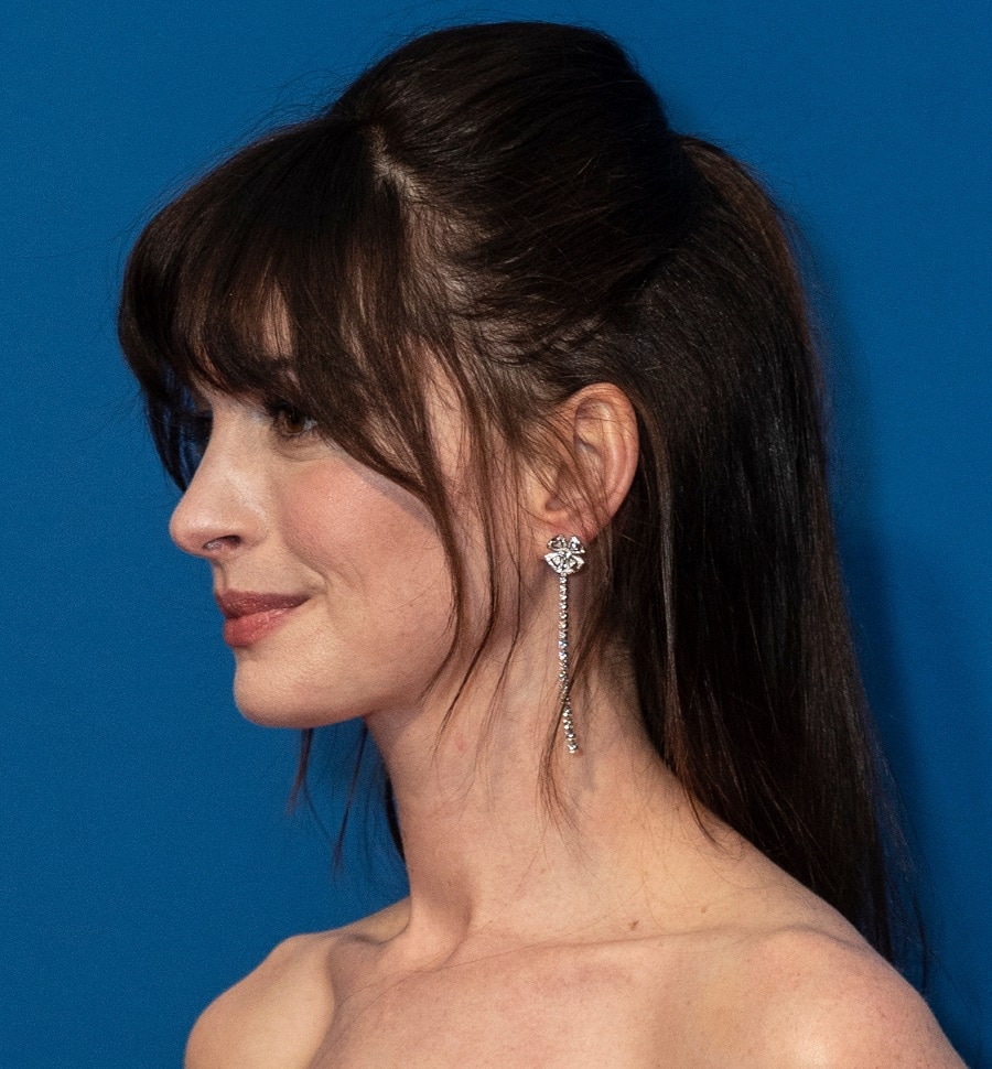 Anne Hathaway With Wispy Bangs