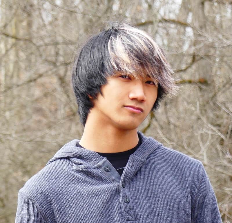 Asian boy's medium hairstyle