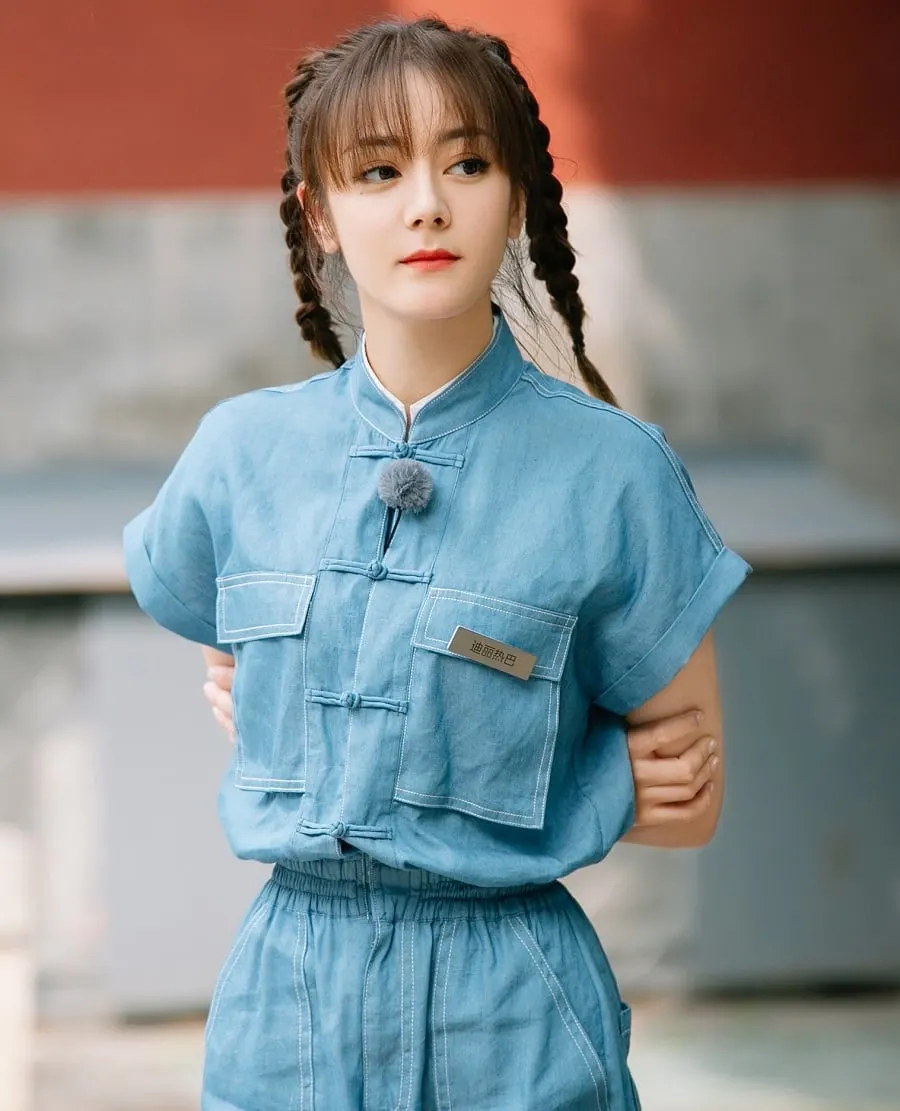 Asian women hairstyle for jumpsuit