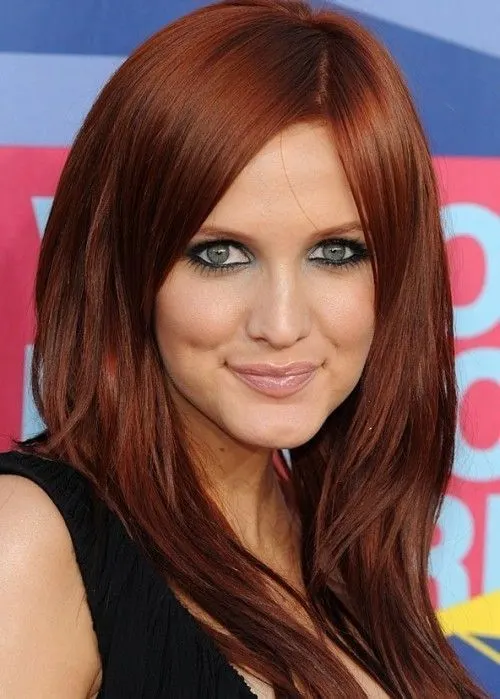 dark red hairstyles 2022