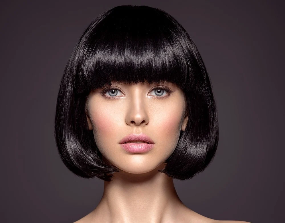 Best Haircuts for a Heart Shaped Face - Rounded Bangs