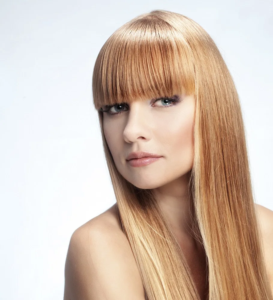 Best Haircuts for a Triangle Shaped Face - Straight Across Bangs