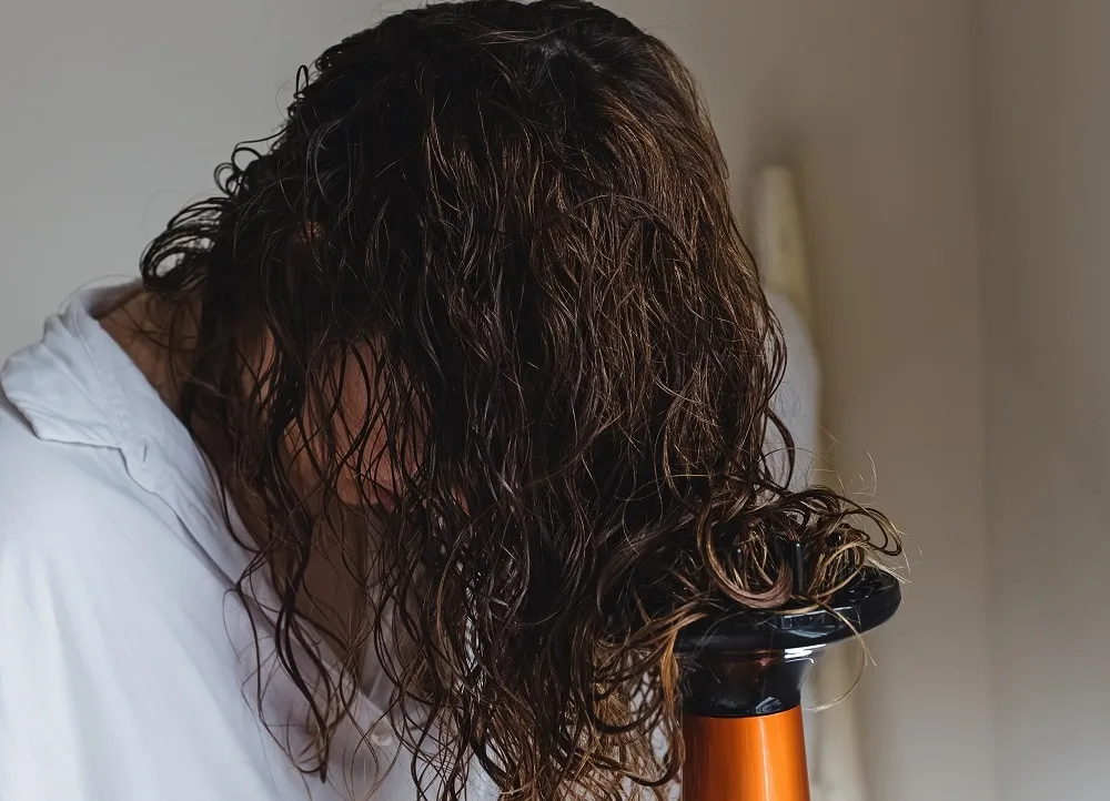 Best Ways To Get Fluffy Hair - Blow Dry Upside Down