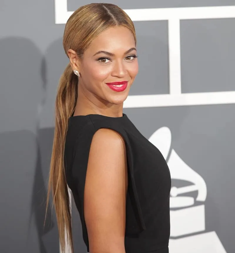 Beyonce - singer celebrity with long hair