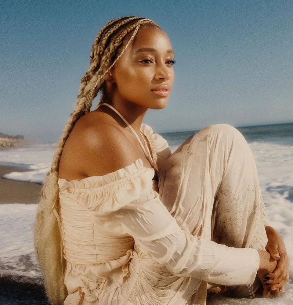 Black Actress with Blonde Cornrow Braids - Amandla Stenberg