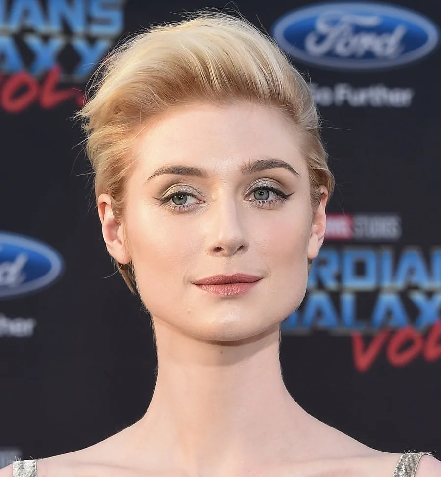 Blonde Actress Elizabeth Debicki in Her 30s