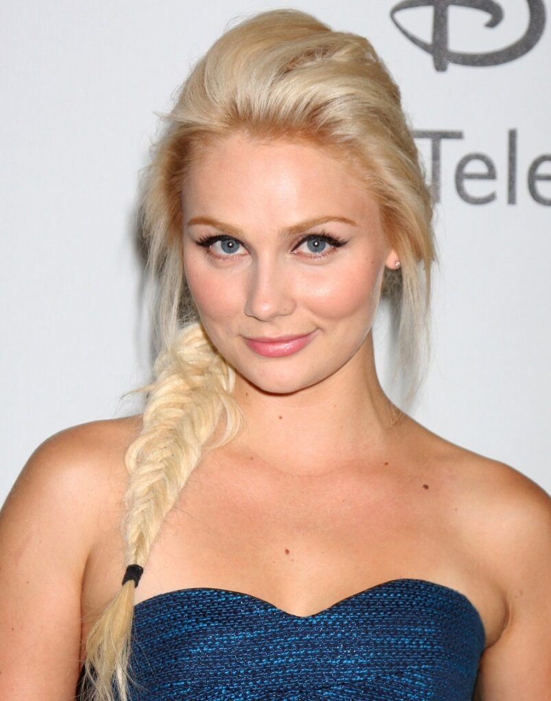 Blonde Actress in Her 30s-Clare Bowen