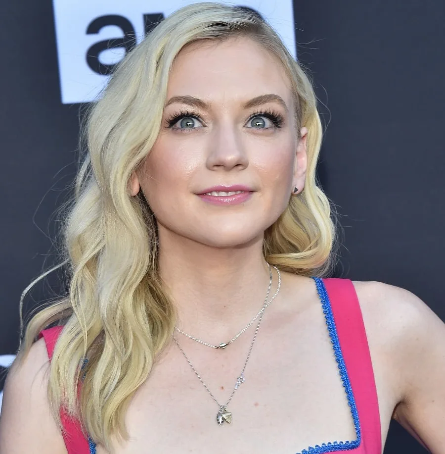 Blonde Actress in Her 30s-Emily Kinney