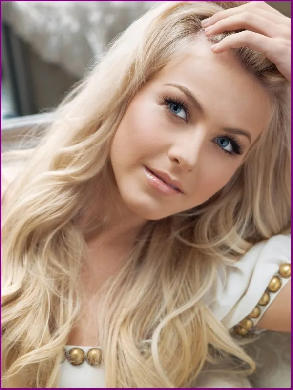 blonde-hairstyles-for-blue-girls-with-blue-eyes-8