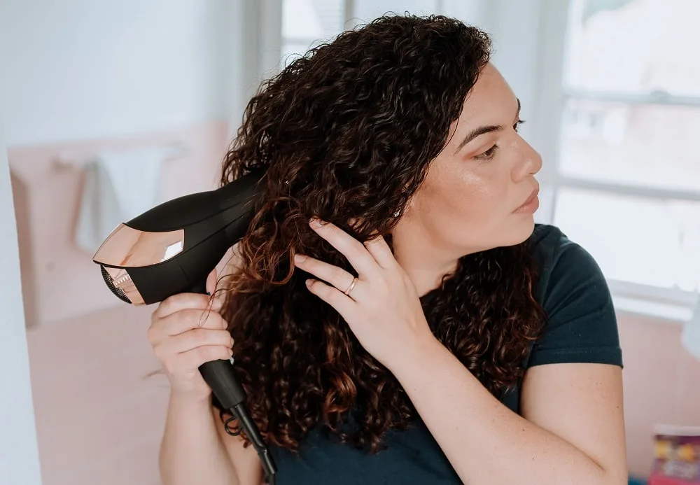Blow Drying too Close to Scalp Cause Frizzy Hair
