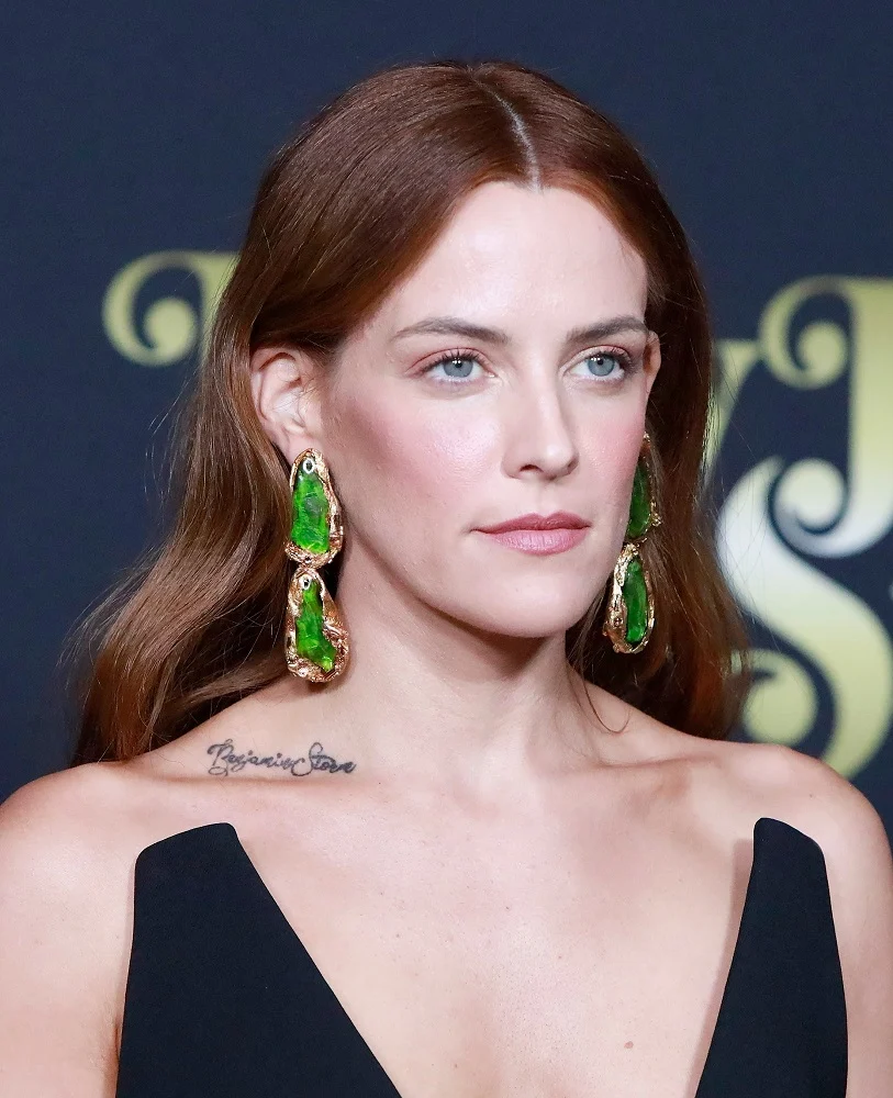 Brunette Actresses in Their 30s - Riley Keough
