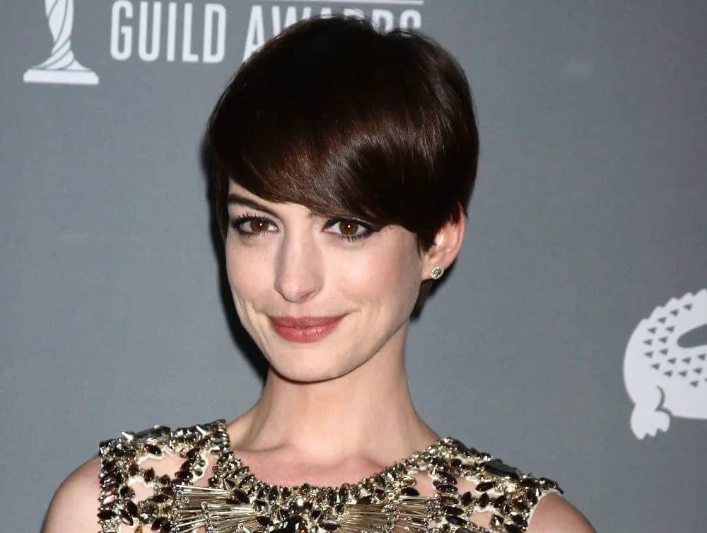 Celebritiy's Brown Pixie - Anne Hathaway