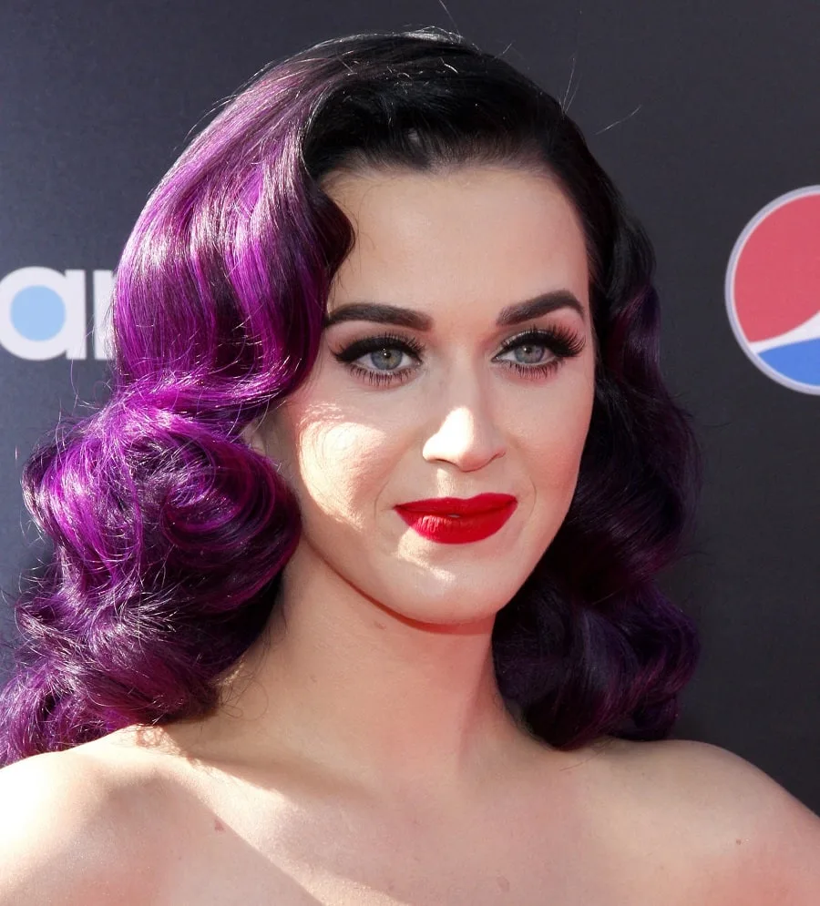 The famous Katy Perry with purple hair