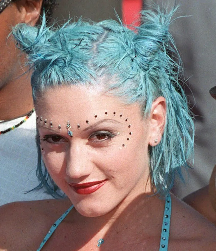 Celebrity With Blue Hair-Gwen Stefani