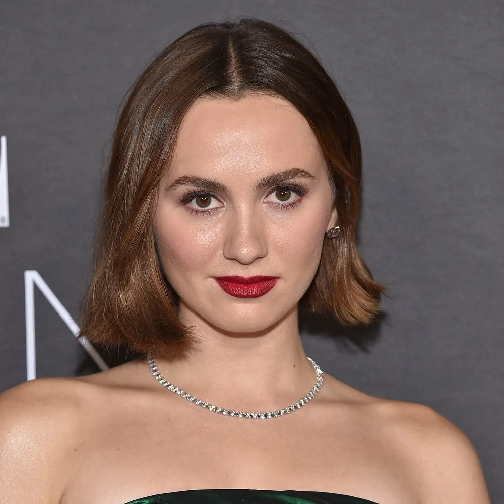 Celebrity actress with bob haircut - Maude Apatow