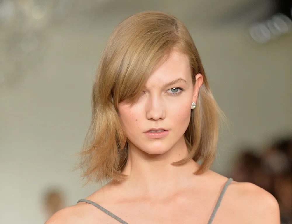 Celebrity model with bob haircut - Karlie Kloss