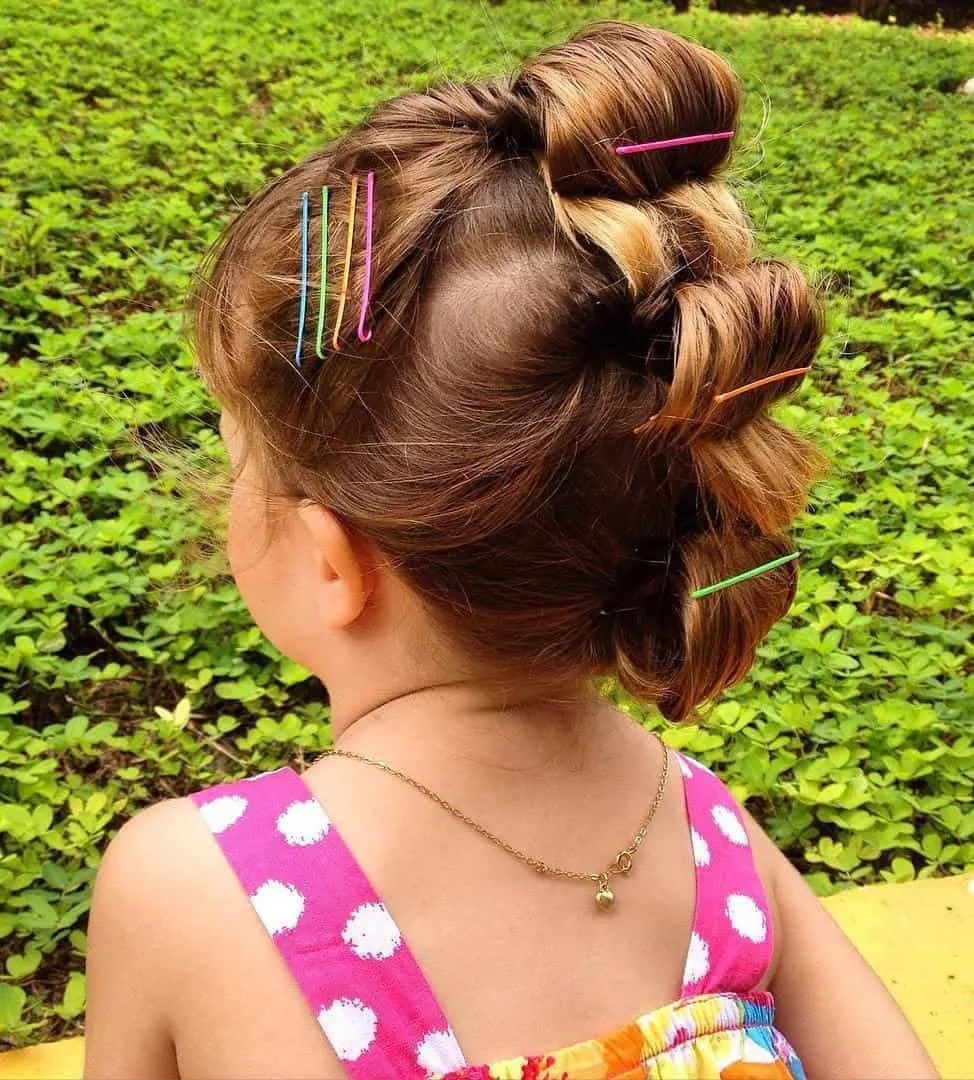 15 Hypnotic Wedding Hairstyles That Girls Can Sport