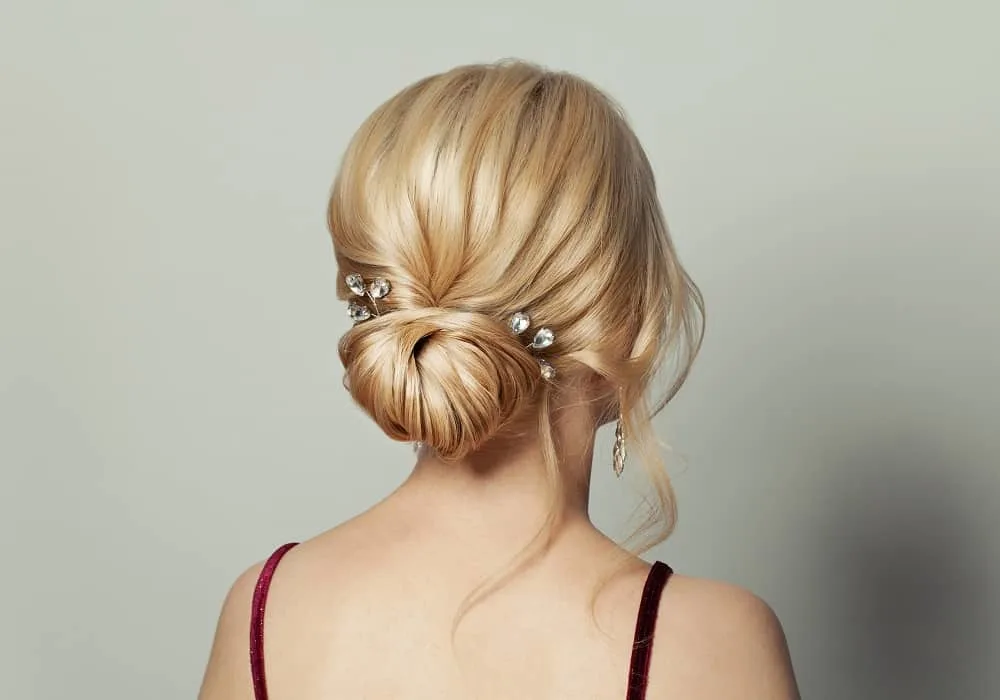 Chignon bun