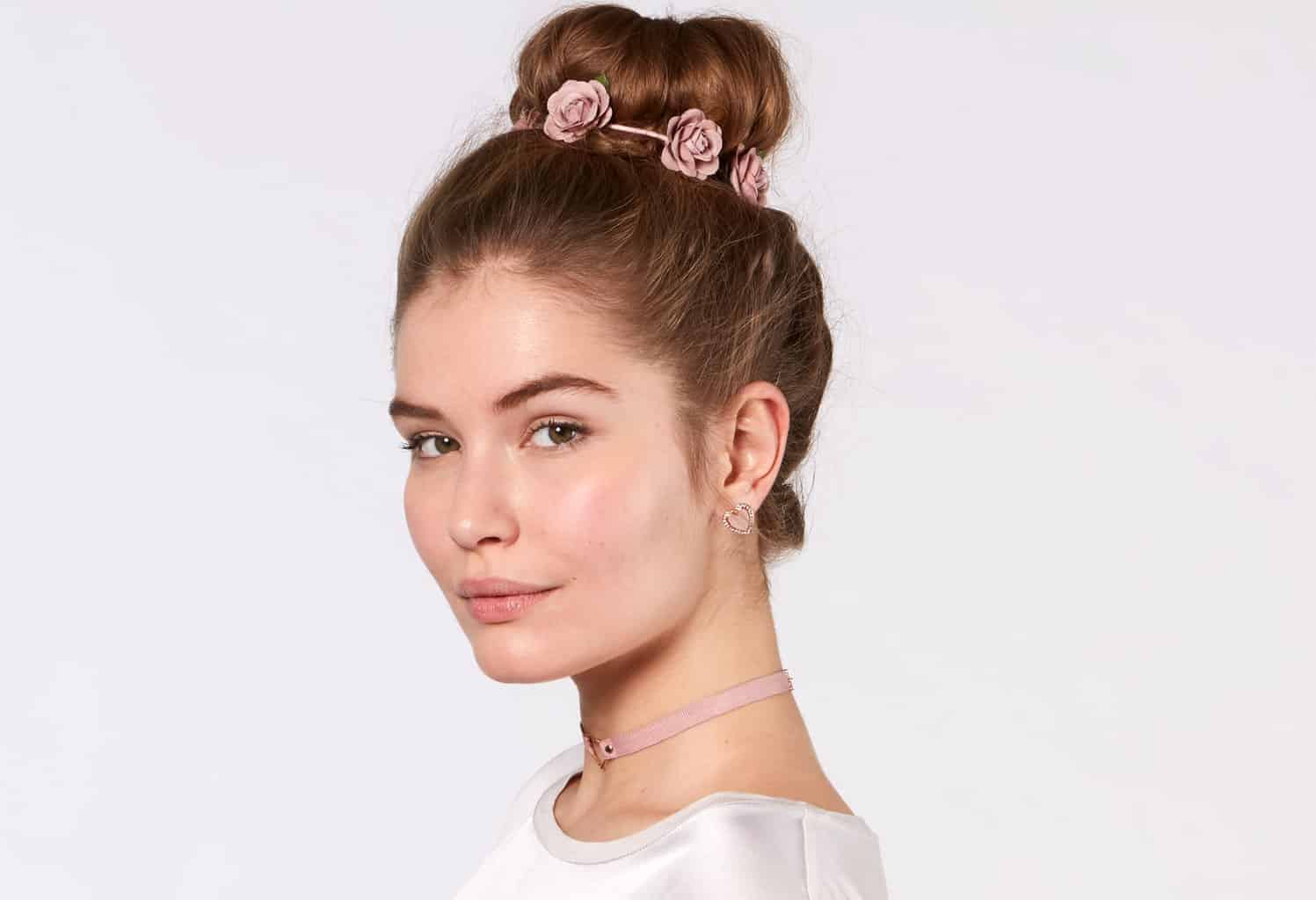 how-to-put-your-hair-in-a-bun-5-vivacious-variations