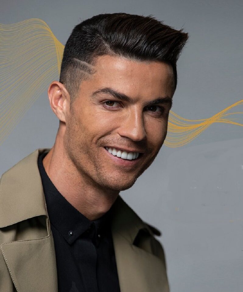 35 Best Cristiano Ronaldo Hairstyles, Haircuts & Colors (2024 Update)