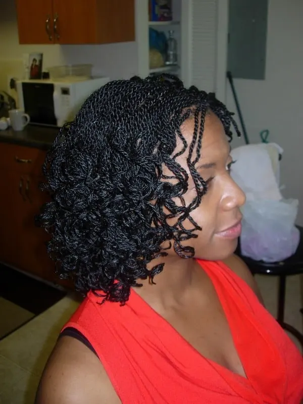 Rope & Kinky Twist Braids Curled hairstyle for girl 