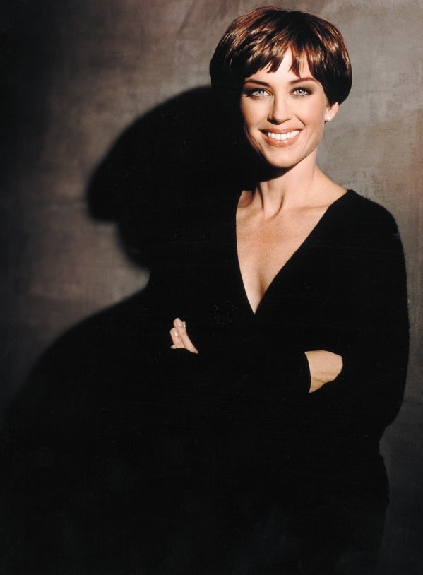 every one favorite Dorothy Hamill Short hairstyle 