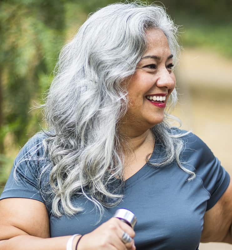 Grey Hairstyle for Women Over 50 With Overweight