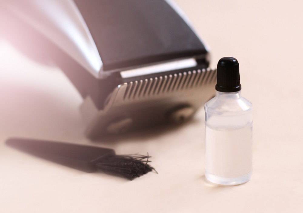 6 Terrific Alternatives to Replace Hair Clipper Oil – HairstyleCamp