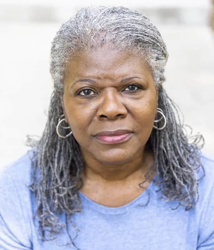 Hairstyle for Black Women Over 50 With Overweight