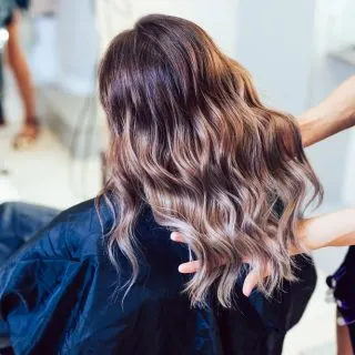 How Long to Wait Before washing Hair After Highlights