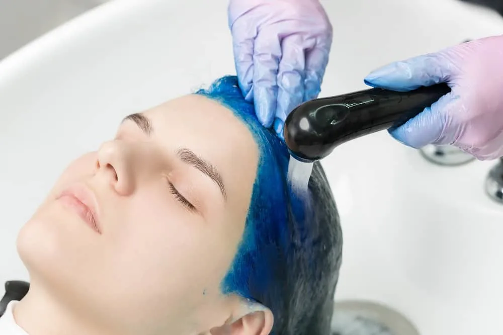 How To Dye Your Hair Blue - Rinse
