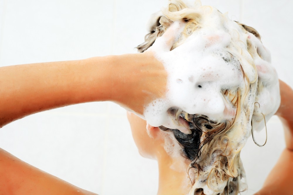 How to Get Toner Out Of Hair - Using Clarifying Shampoo