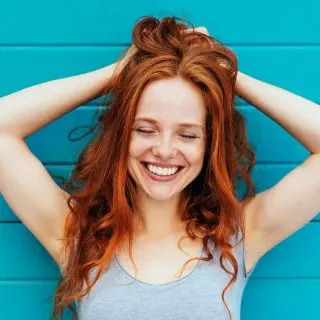 How to Lighten Red Hair Without Bleach