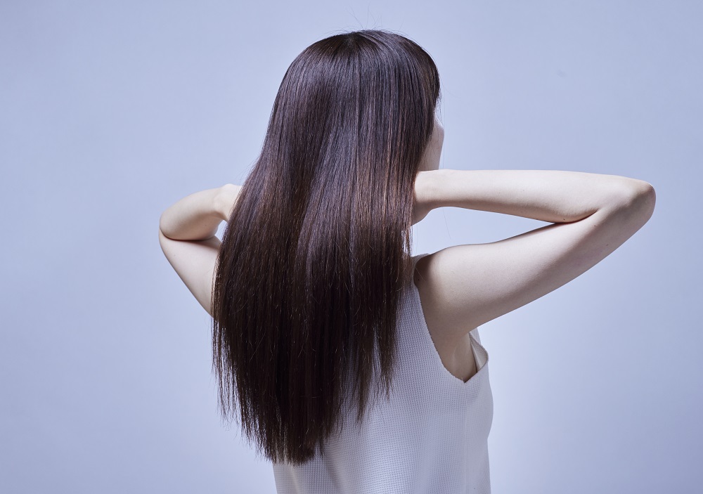 7 Different Ways to Thin Out Your Thick Hair HairstyleCamp