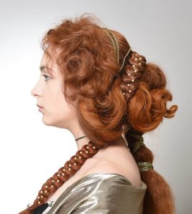 15 Renaissance Hairstyles To Get Inspired in 2024