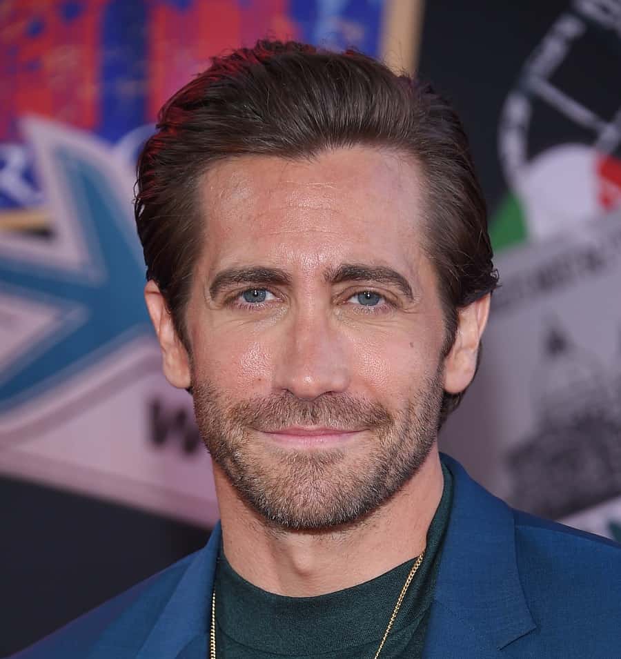 14 Epic Jake Gyllenhaal Haircuts: Best Hairstyle Examples