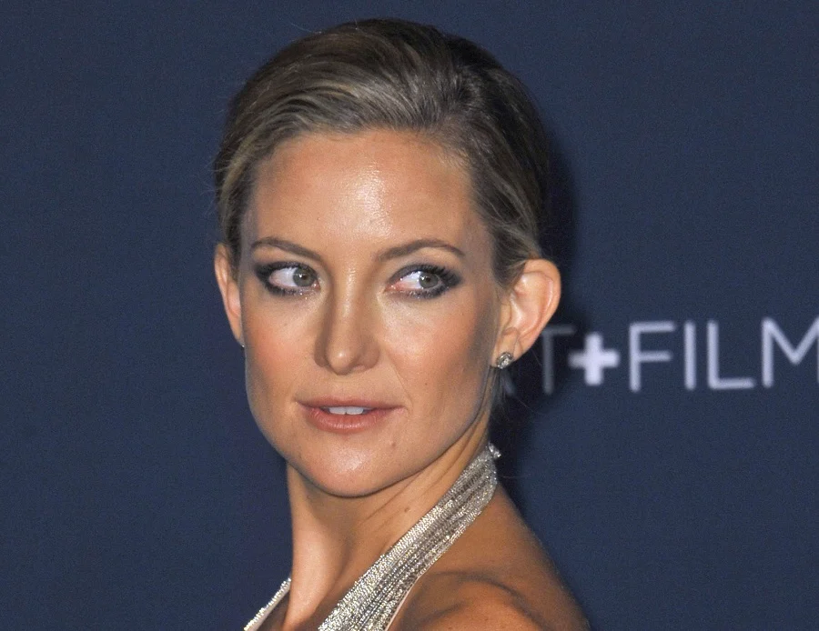 Kate Hudson slicked back pixie